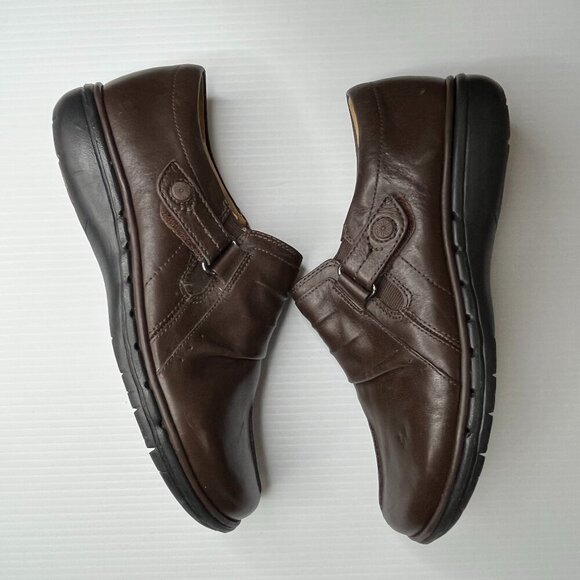 CLARKS Loafers Comfort Slip On Shoes Womens Artisan Unstructured Brown Leather 7 - Picture 1 of 11